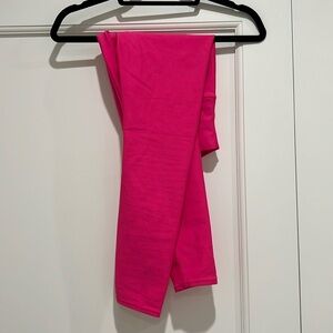 Alo hot pink leggings - excellent condition